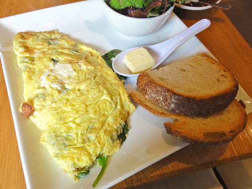Spinach and goat cheese omelette