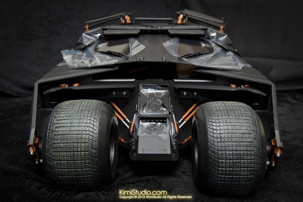 2012.09.22 MMS69 Hot Toys Batmobile-016