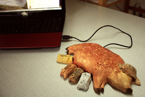 Piggy USB hub!