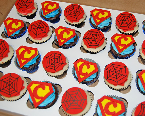 super hero birthday cupcakes