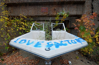 Love Factory boat