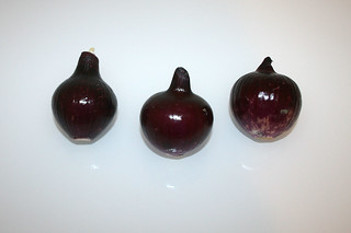 04 - Zutat rote Zwiebeln / Ingredient red onions