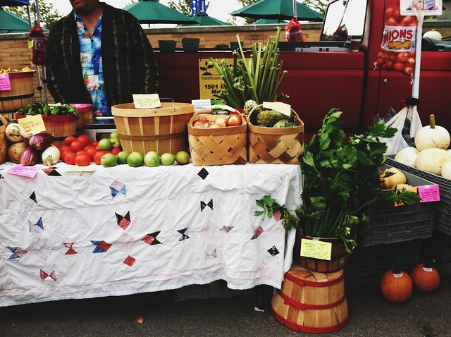 Farmer's Market, Indiana, Indiana farmer's market, autumn farmer's market, vegetable, quilt tablecloth