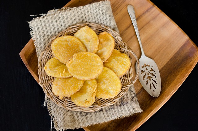 Potato Bhajias/ Pakoras