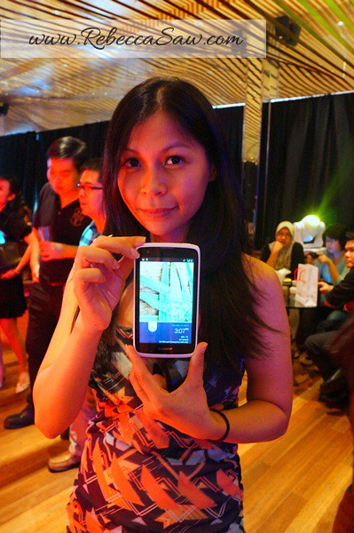 Sharp SH530U - sharp phone in malaysia
