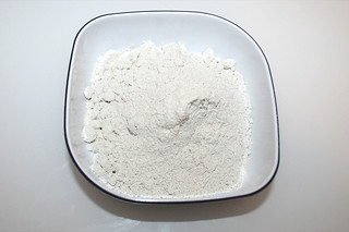 02 - Zutat Roggenmehl / Ingredient rye flour