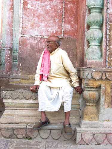 Old man at Ram Nagar fort.
