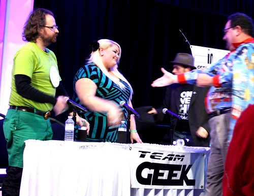 Hal-Con 2012 Geeks vs Nerds