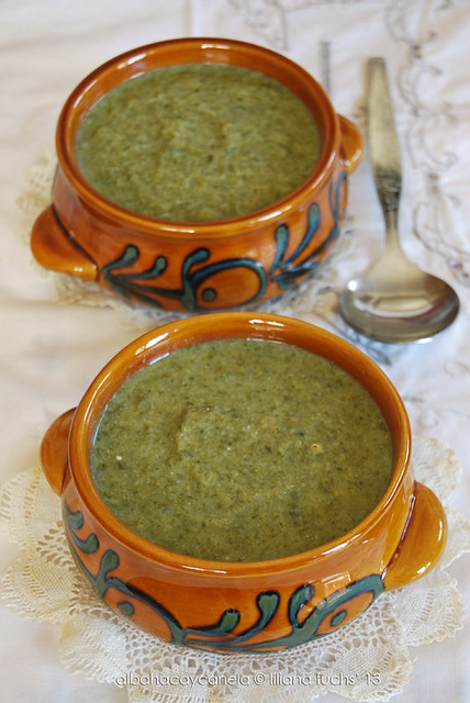 Broccoli and spinach cream soup