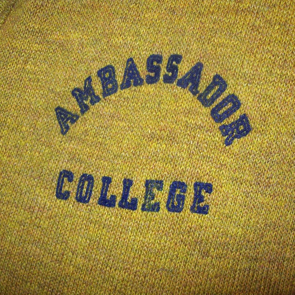 vintage sweater detail