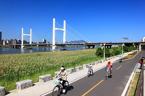 1110-0295台北市士林區-淡水河腳踏車道