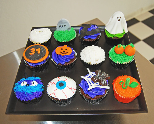 Simply Sweets Hallloween Cupcakes Class- Wednesday 17th
