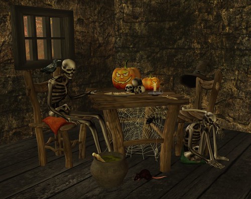 Skeleton Couple Dining