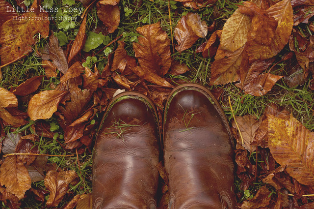 Autumn feet