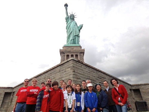 Quiz Team & Statue of Liberty