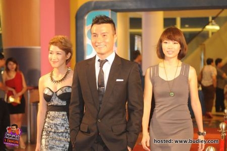 L-R Actress & Host, Mayjune Tan, Actor, Frederick Lee, Host, Mei Sim
