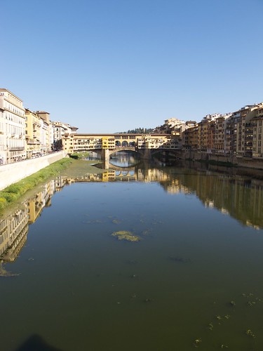 Ponte Vecchio as seen from the Ponte alle Grazie