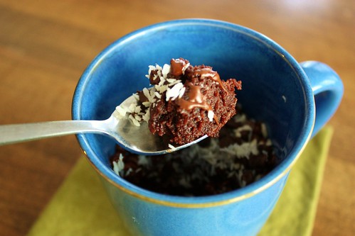 chocolate-coconut-brownie-mug-cake