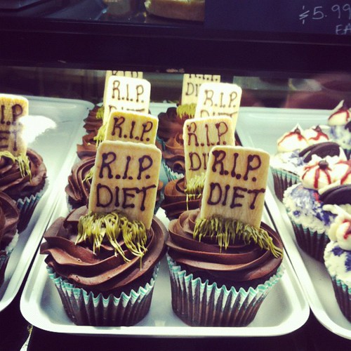 R.I.P diet cupcakes! So hilarious :)