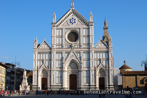 Sante Croce facade Florence photos