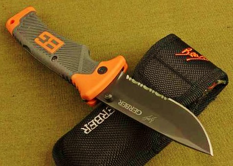 Gerber 31-000752 Bear Grylls Folding Sheath Knife 3.6" Combo Blade, Rubber Grip Handles