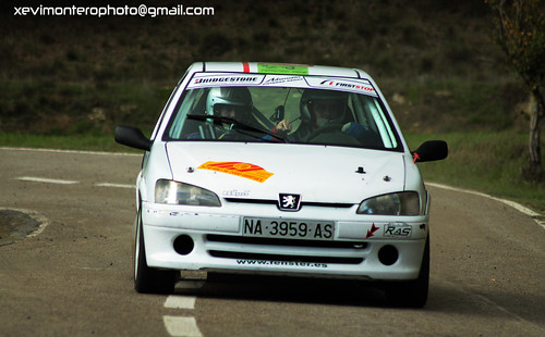  Oscar Oviedo - Peugeot 106 Rallye 