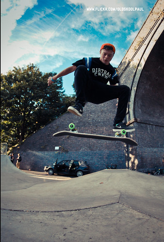 Chris Healey - Fakie Flip @ High Wycombe Skatepark