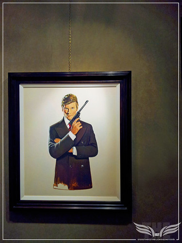 The Establishing Shot: THE 007 PROJECT EXHIBITION AT MOUNT STREET GALLERIES - JAMES BOND: A 1974 PREPARATORY PORTRAIT PAINTING OF ROGER MOORE BY ROBERT E. MCGINNIS by Craig Grobler