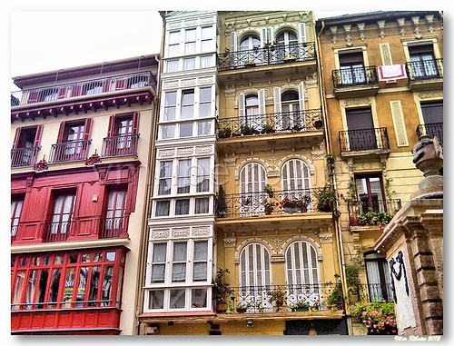 Casas em Bilbao by VRfoto