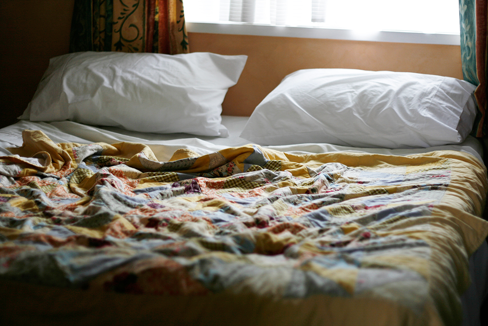 Stills, bits + pieces, nap, bed, quilt