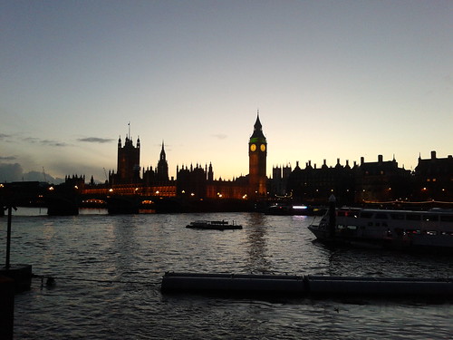 Big Ben e Parlamento al tramonto