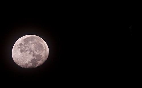 The Moon and Jupiter conjunction - 021112 by Mick Hyde