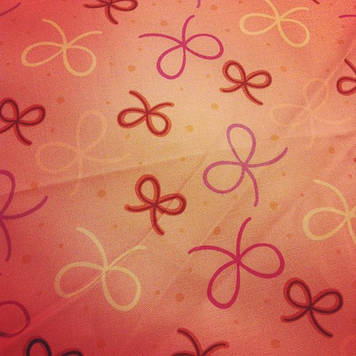 Dusty colored bows in plum from my @Spoonflower designs.