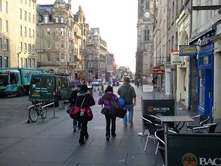 Alex, Sam, Kate, and Jon walking down the Royal Mile towards our second hostel