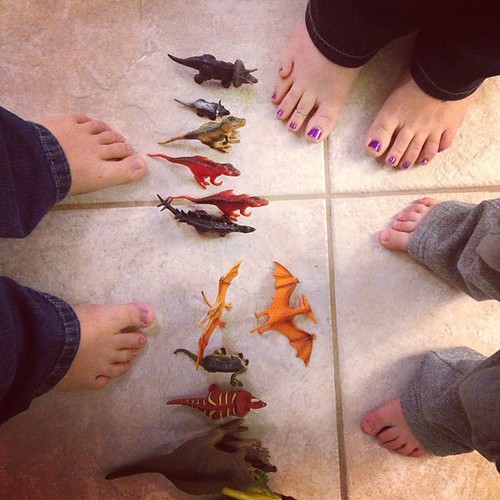 We had a #guest today. Aunt Amy came over to play & eat dinner. Z, Amy, and I checked out Z's dinos lined up on the floor. :) #projectlife365