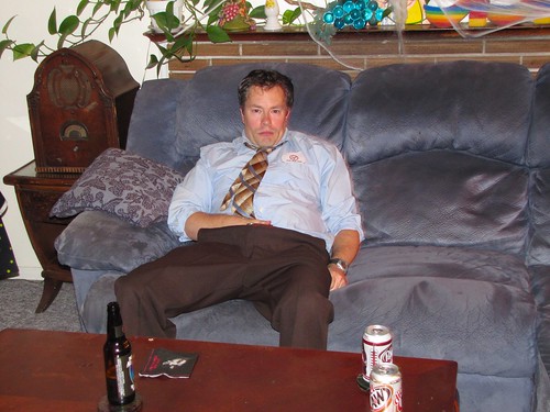 Al Bundy on the couch