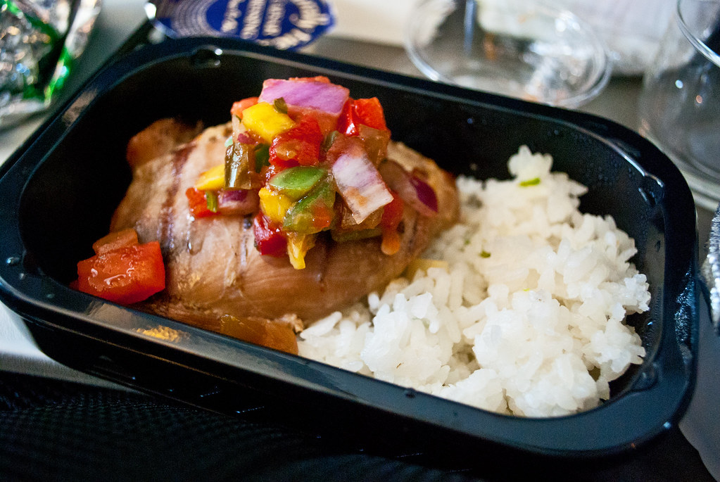 Hawaiian Airline Lunch HNL FUK