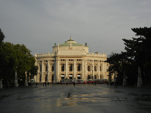 DSCN9424 _ Burgtheater, Wien, 2 October