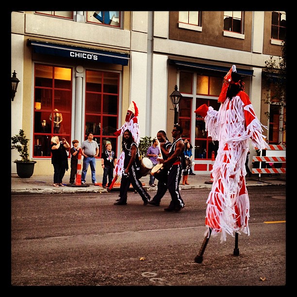 Dancer on stilts at New Orleans Thanksgiving Parade