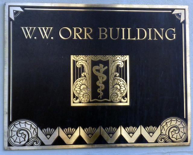 P1130509-2012-11-09-WW-Orr-building-by-Pringle-Smith-plaque-detail