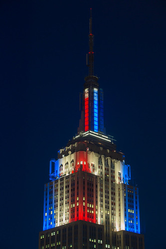 Empire State Building LED live election results Obama Romney Spire Close-up