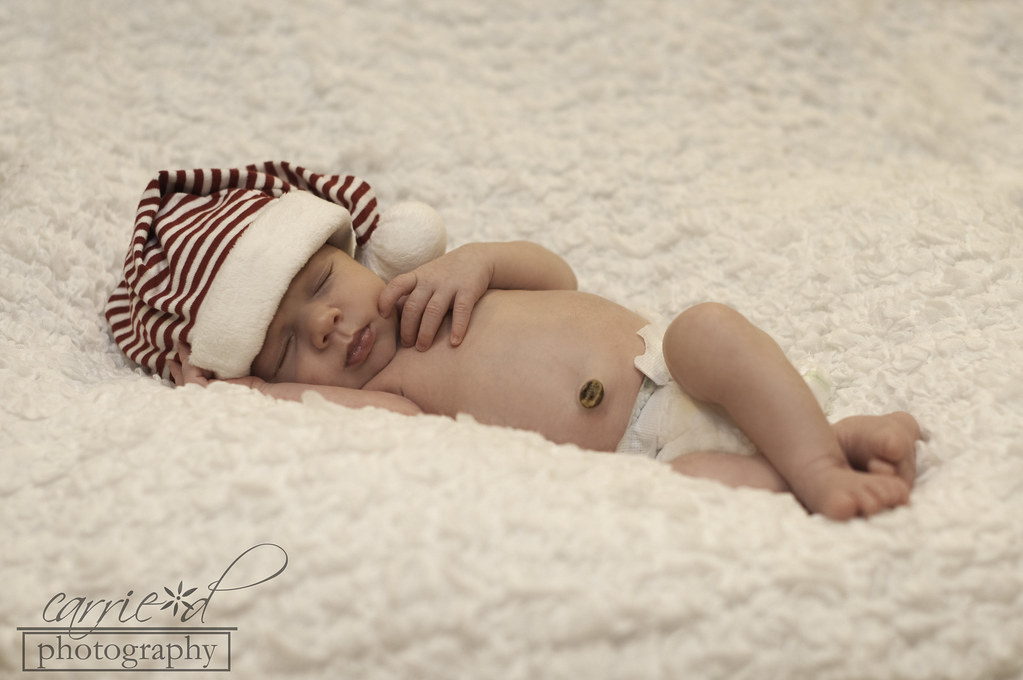 Northern Virginia Newborn Photographer - Leesburg Virginia Newborn Photography - Newborn Photography - Family Photography - Newborn Apple Hat - Charlie 11-15-2012 (70 of 169)