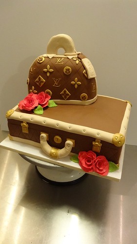 LV trunk and Bag Cake by CAKE Amsterdam - Cakes by ZOBOT