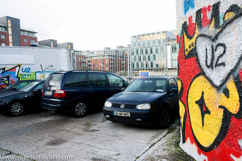 Street Art In Dublin Docklands (Ireland) by infomatique