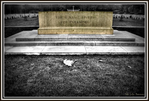2012-11-19 - Canadese Oorlogsbegraafplaats (004) by John Demmers