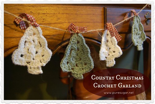 Country Christmas Crochet Garland