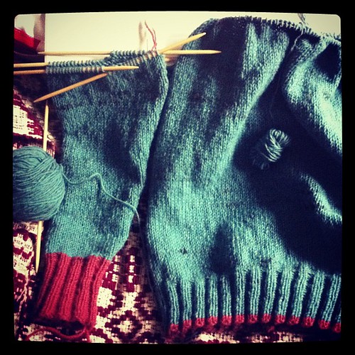 #elizabethzimmermann #beiroa #knitting #malha #tricot