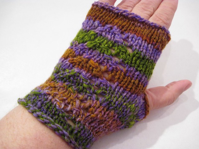 Elf Princess Mitts -- hand knit from handspun yarn