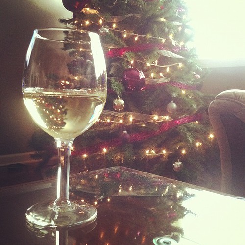 Tree is up, so you know what time it is #winetime #its5oclocksomewhere #christmas #christmastree #tree