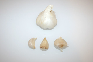 13 - Zutat Knoblauch / Ingredient garlic